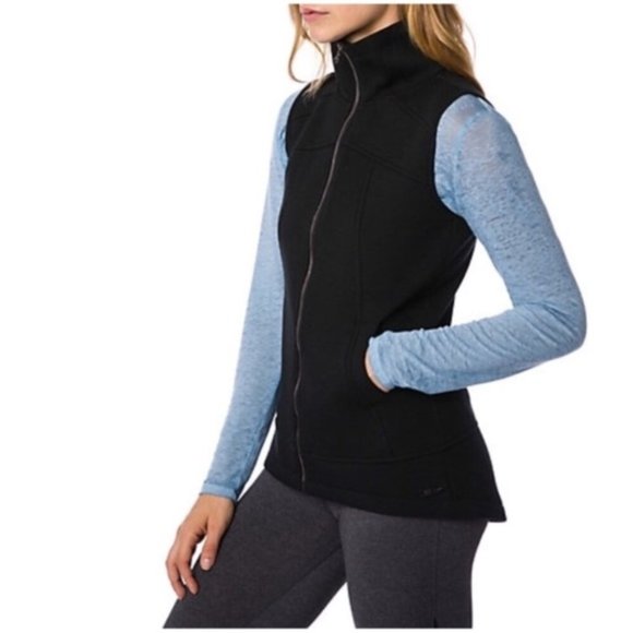 Betsey Johnson Performance Scuba Vest - Picture 1 of 12